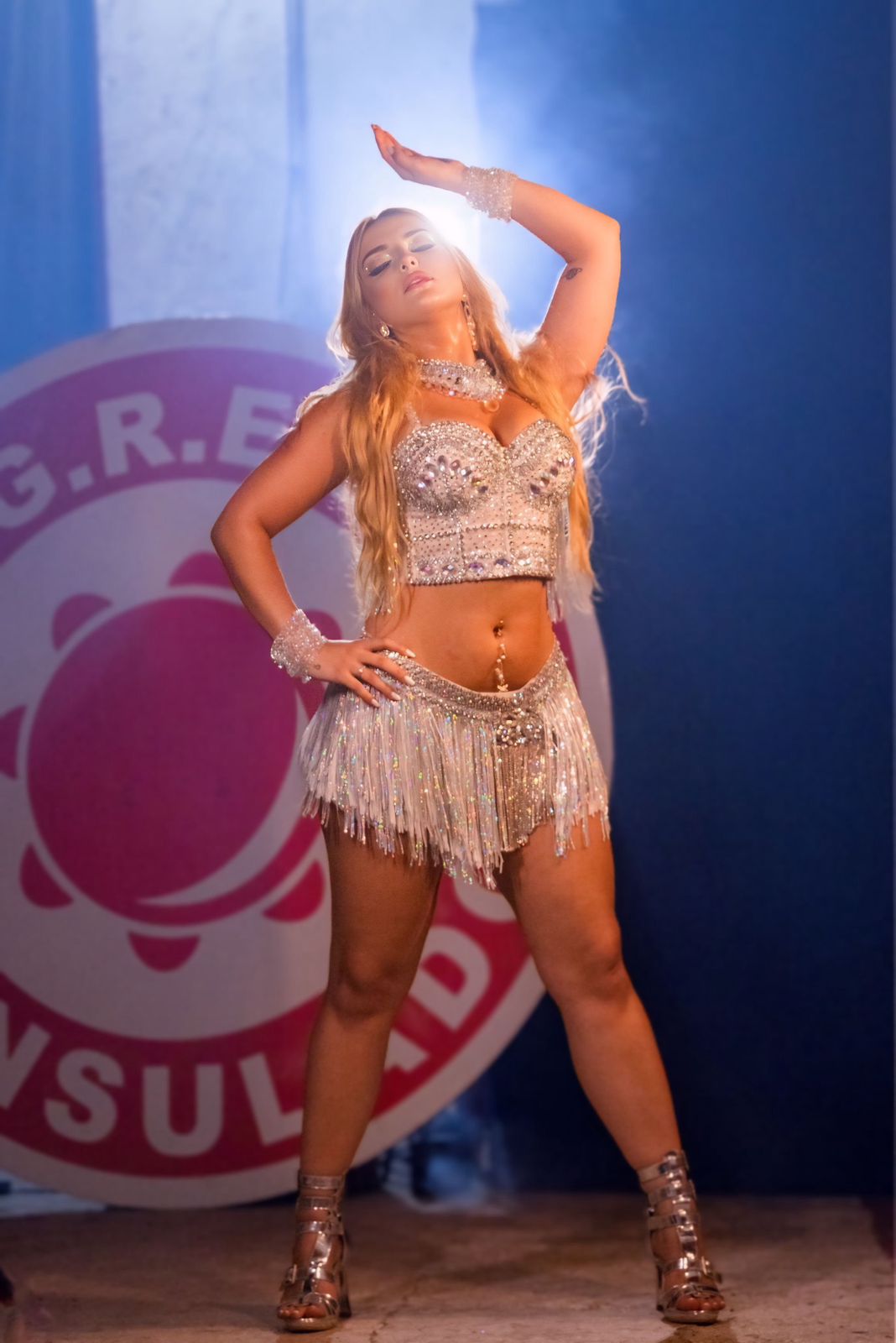 WhatsApp-Image-2025-12-29-at-18.35.45 Sarah Estanislau celebra Réveillon 2026 em festa exclusiva no Majestic Palace Hotel