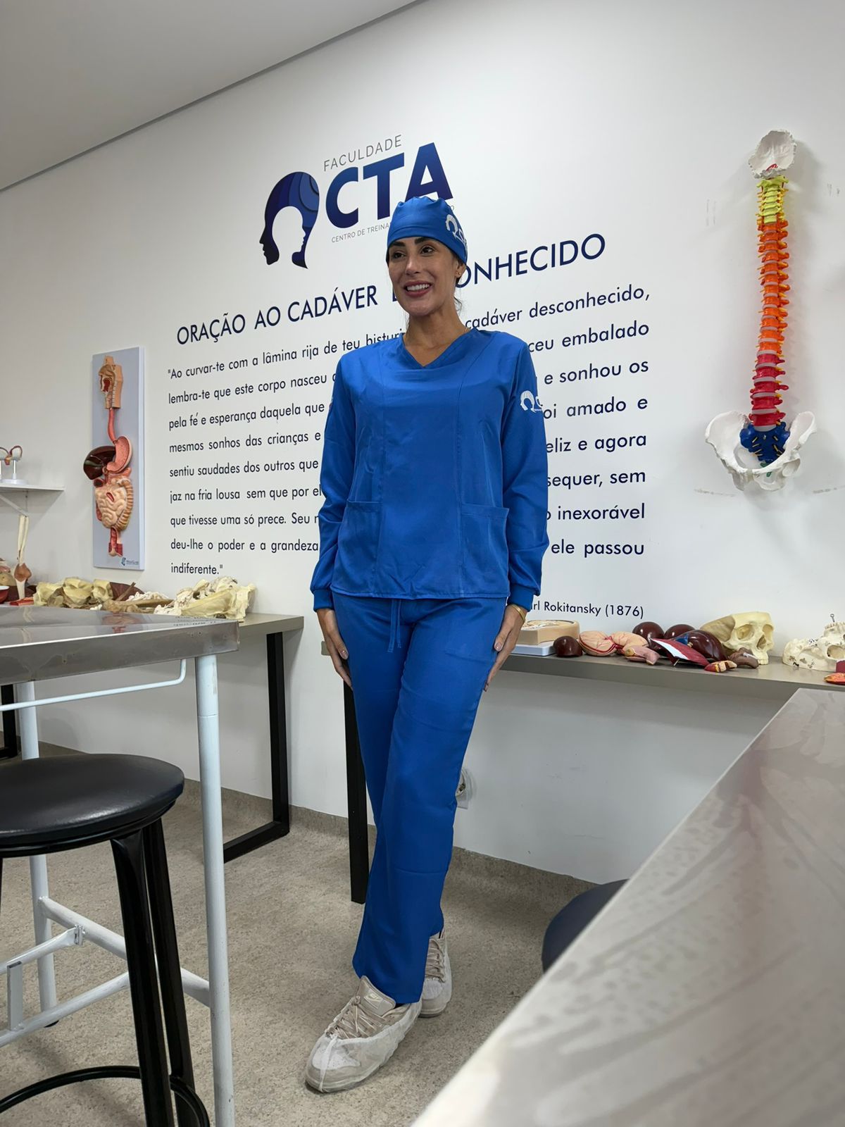 WhatsApp-Image-2026-01-20-at-17.44.48-2 Do BBB à Biomedicina: Deniziane Ferreira transforma fama em carreira na saúde