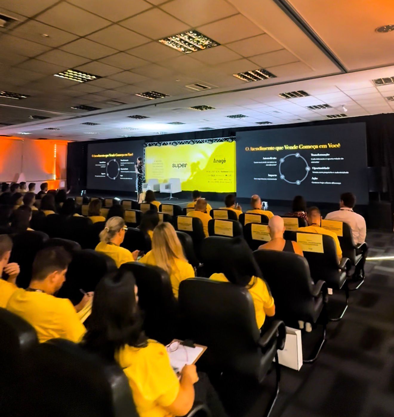 WhatsApp-Image-2026-01-29-at-18.59.45 Anagê Imóveis movimenta Joinville e reforça liderança com a Convenção Super Ação 2026