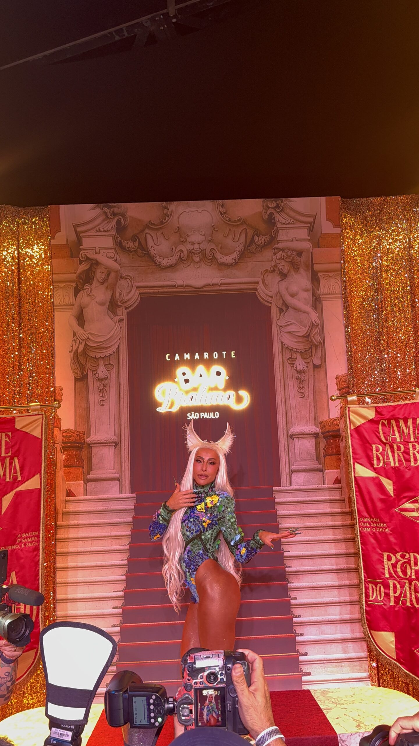 IMG_3040-scaled “O carnaval é o povo, é abraço e sorriso”, diz Sabrina Sato no Camarote Bar Brahma