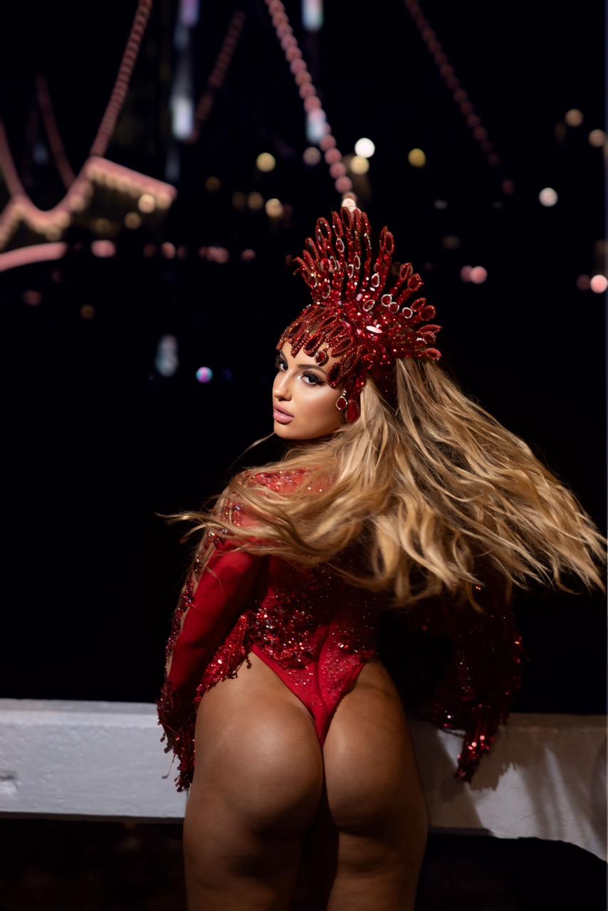 WhatsApp-Image-2026-02-08-at-20.21.48-1 Sarah Estanislau antecipa a estética do Carnaval 2026 de Florianópolis