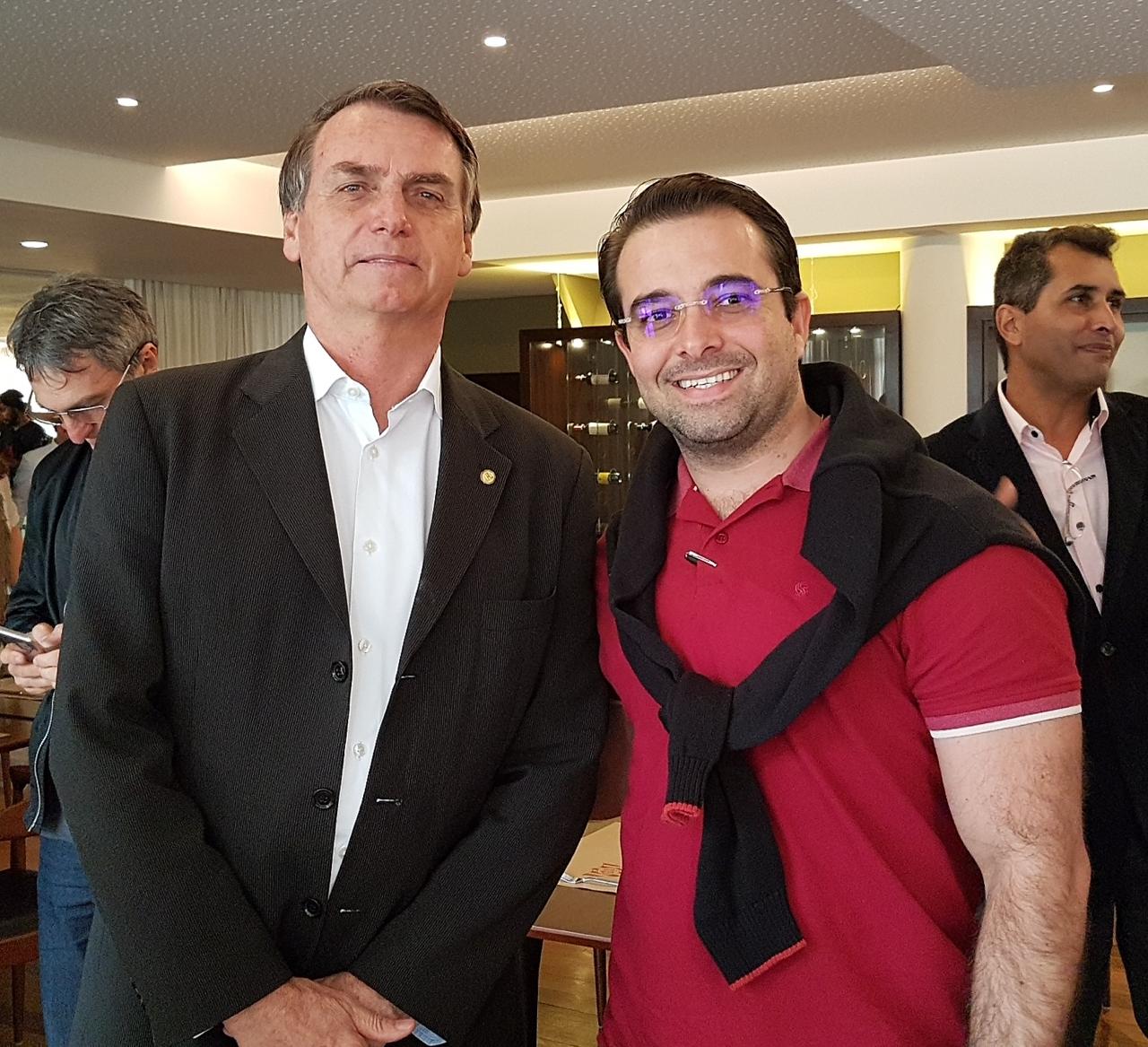 WhatsApp-Image-2026-02-24-at-17.00.23 Dr. Amilton Augusto, o estrategista silencioso que influencia os bastidores do poder