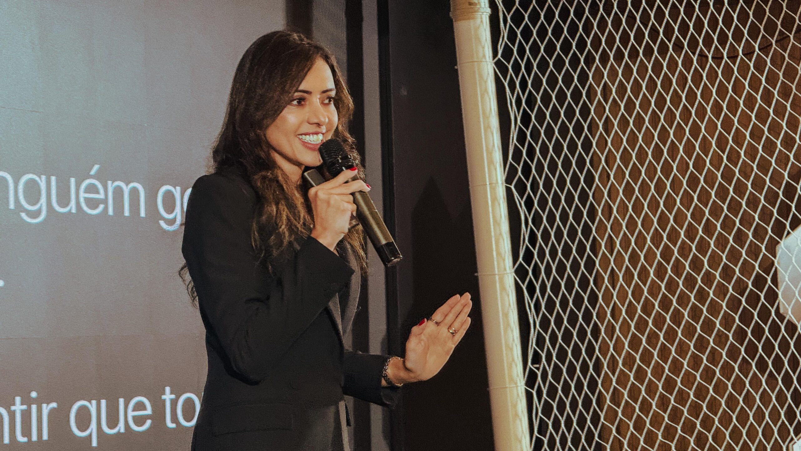 1af52162-8a84-4cdb-836c-037ceb54adab-scaled Alta performance empresarial marca o Iron Cup em Brasília com Sophia Martins