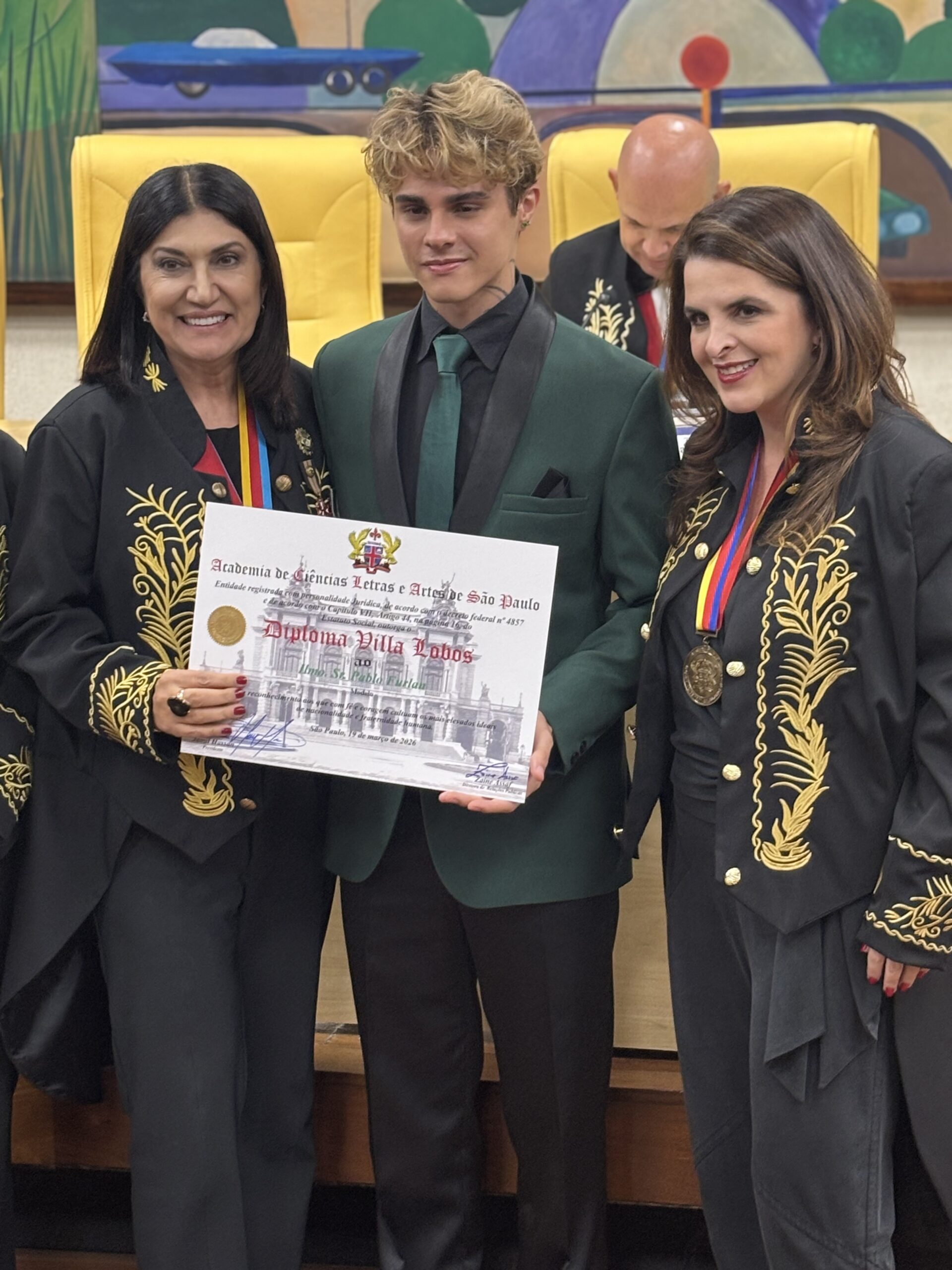 IMG_0418-scaled “Me sinto muito honrado em receber essa homenagem”, diz Pablo Furlan em cerimônia da ACLASP na Câmara Municipal de São Paulo