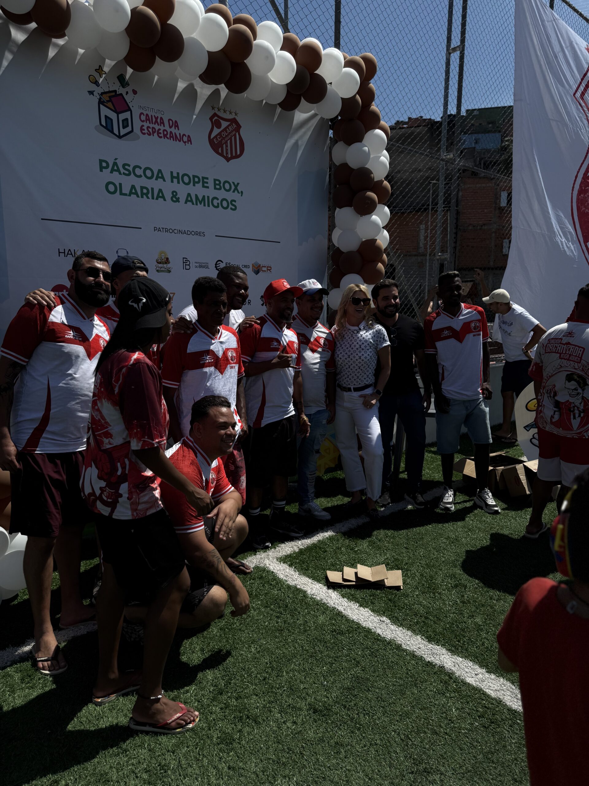 IMG_5196-scaled “A gente está aqui para manter o sonho das crianças vivo”, diz Val Marchiori em ação de Páscoa