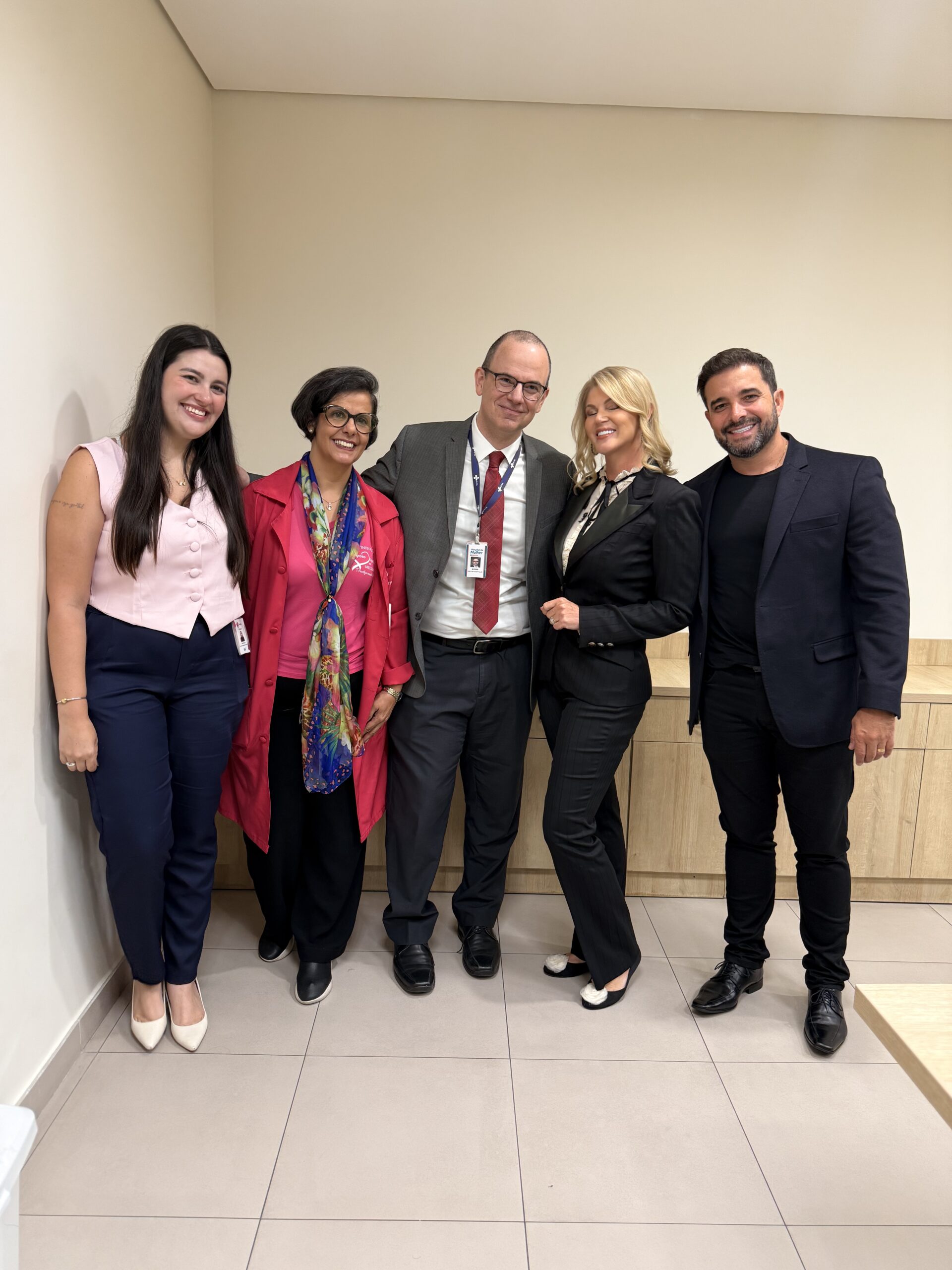 IMG_6328-scaled “É o maior centro de tratamento de câncer de mama do país”, afirma Dr. Morris Pimenta, Diretor do Hospital da Mulher