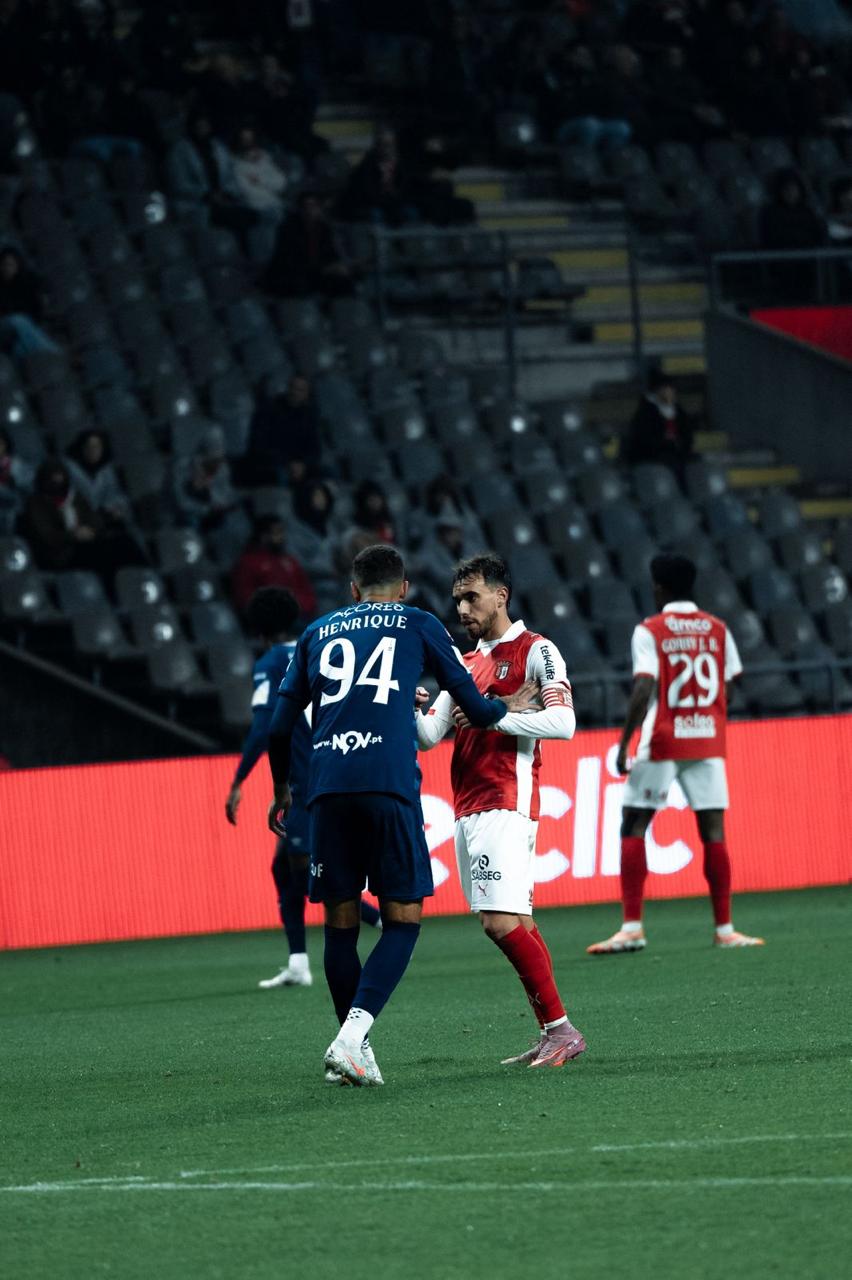 WhatsApp-Image-2026-03-23-at-01.01.47-3 Henrique Silva transforma origem na Zona Norte em destaque na elite do futebol português