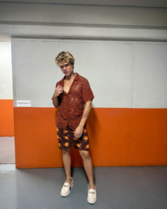 Design-sem-nome-26-240x300 "Após campanhas e desfiles, Pablo Furlan se torna embaixador da marca Carola Peregrina"