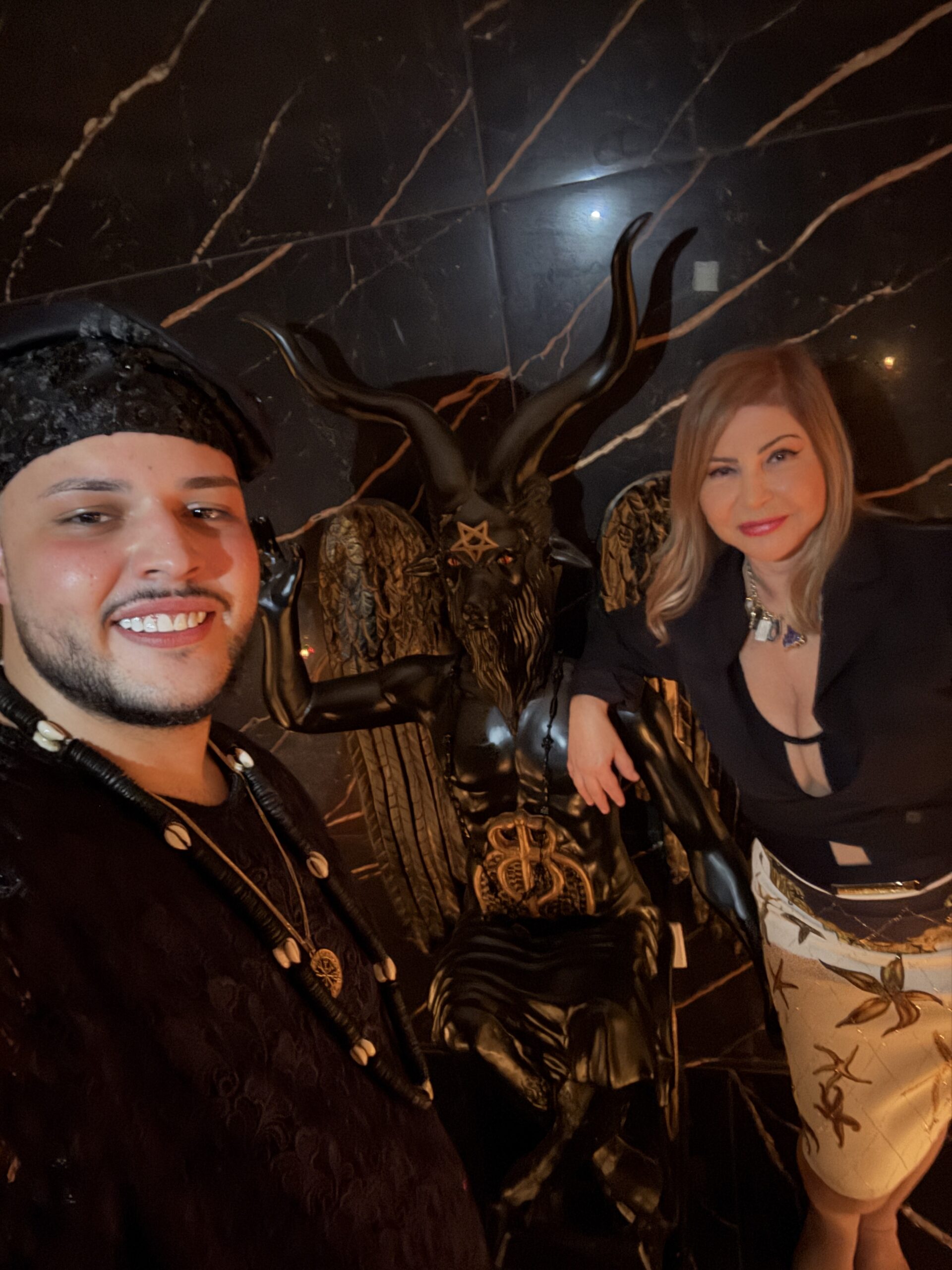 IMG_2608.JPG-scaled Giovani do Caveira choca ao revelar trabalho espiritual para riqueza com Tia Carmen