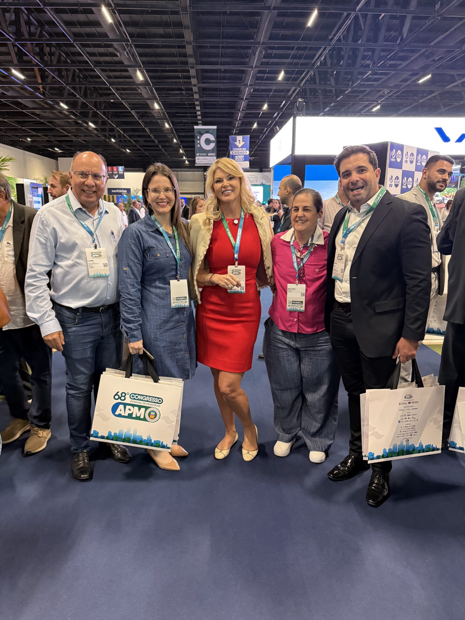 IMG_5743-scaled “A gente vive no município e precisa inverter a pirâmide”, diz Amilton Augusto ao lado de Val Marchiori