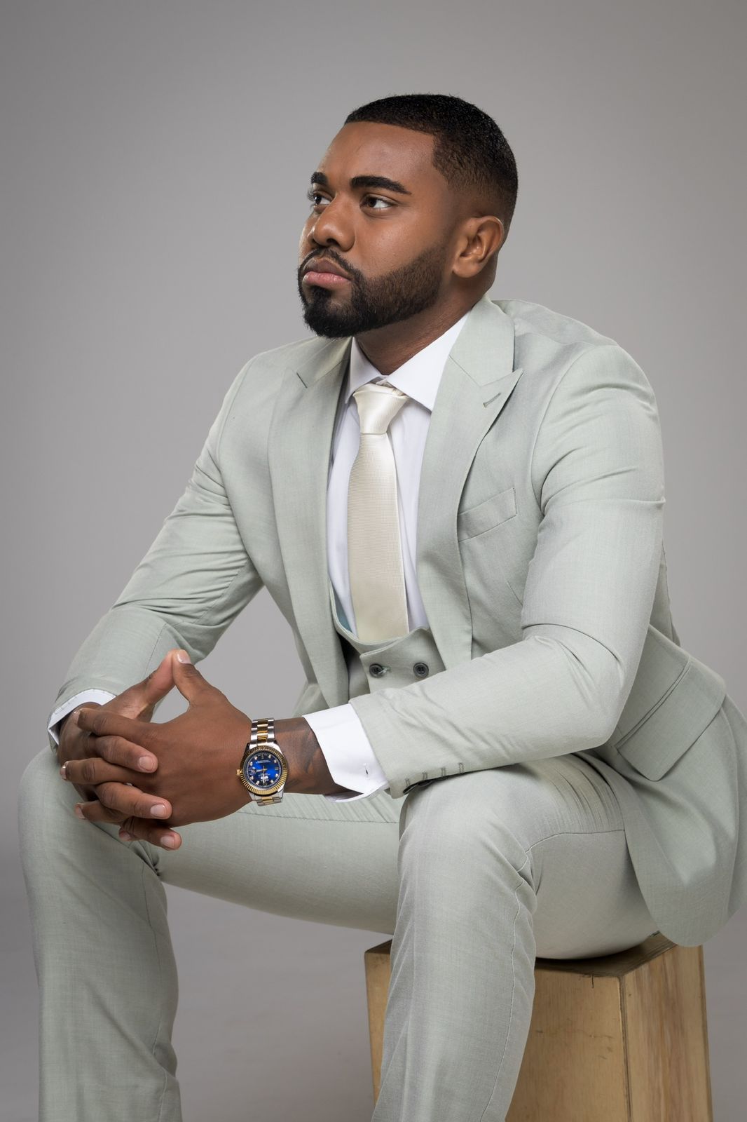 WhatsApp-Image-2026-04-15-at-23.03.14-2 Davi Brito revela nova fase como apresentador de reality show