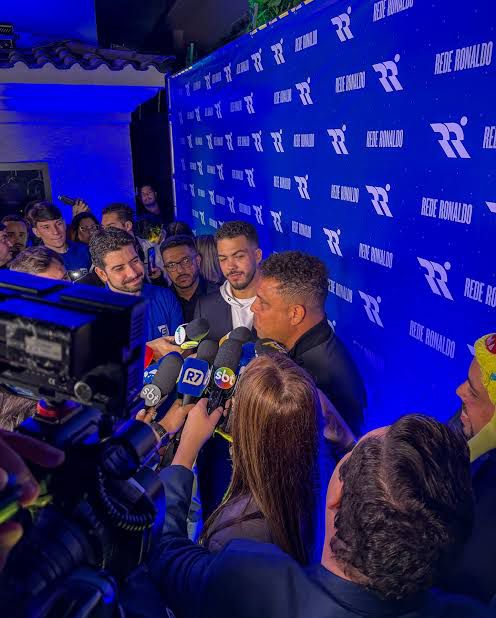 WhatsApp-Image-2026-04-17-at-14.31.31-2 Rede Ronaldo ultrapassa 1 milhão de seguidores no Instagram e soma mais de 90 milhões de views no YouTube